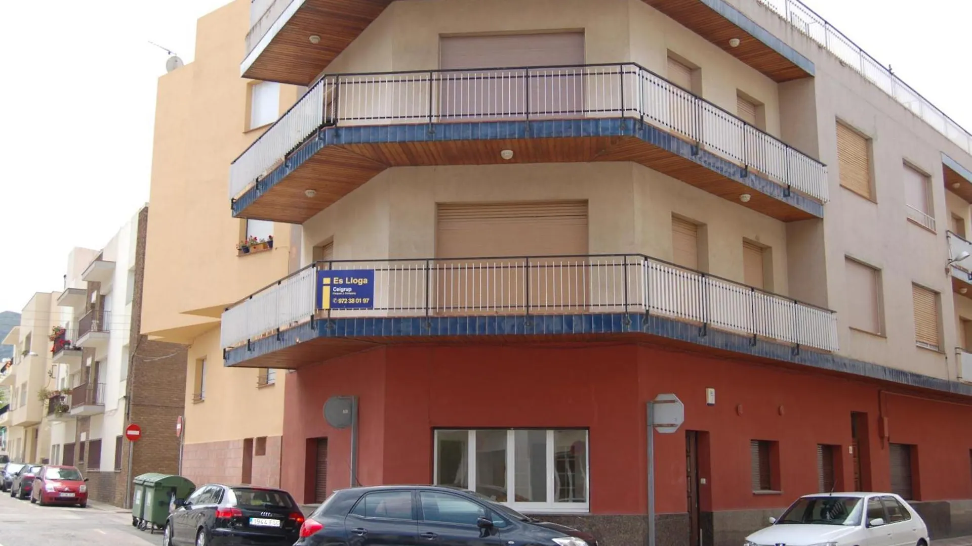 Apartment Apartamento Renovado, Centrico Y Luminoso A 100M De La Playa Del Puerto, Llanca - Es-228-37